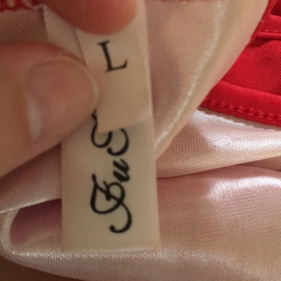 BAE WATCH SUIT - Picture 5 of 7